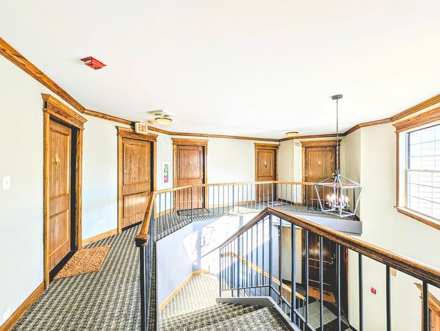 1751 Sleepy Hollow Court 7, Schaumburg, IL 60195