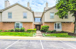 1751 Sleepy Hollow Court 7, Schaumburg, IL 60195
