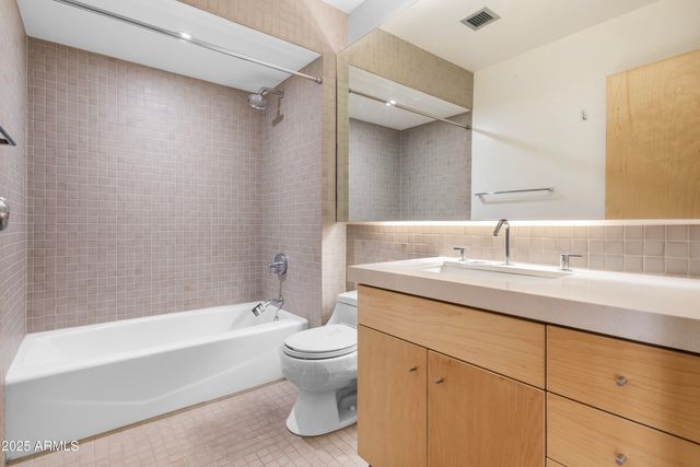 525 E WILLETTA Street 2, Phoenix, AZ 85004