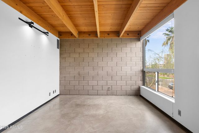 525 E WILLETTA Street 2, Phoenix, AZ 85004