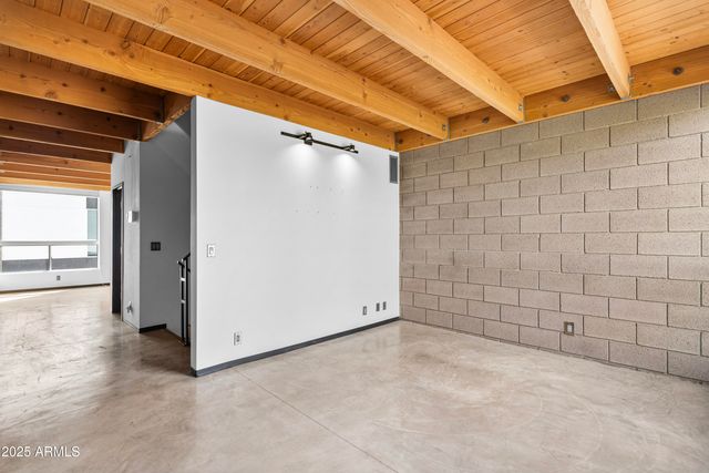 525 E WILLETTA Street 2, Phoenix, AZ 85004