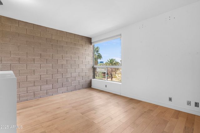 525 E WILLETTA Street 2, Phoenix, AZ 85004