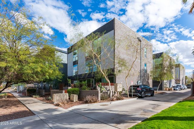 525 E WILLETTA Street 2, Phoenix, AZ 85004