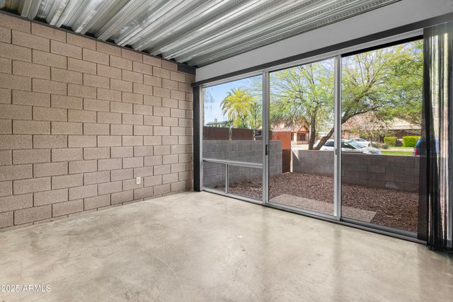 525 E WILLETTA Street 2, Phoenix, AZ 85004