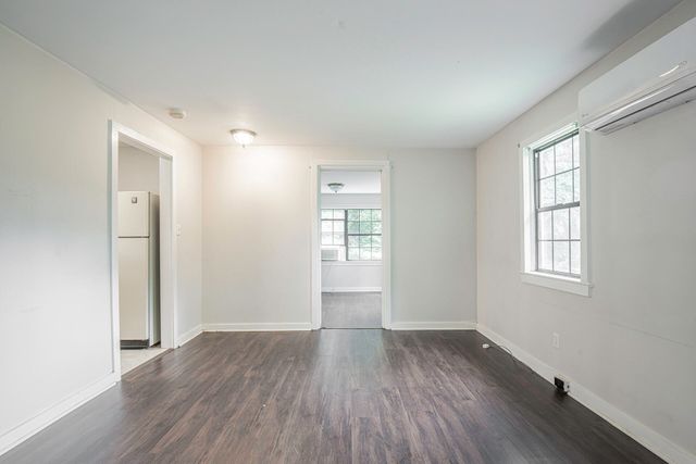 307 W Crest Road, Rossville, GA 30741