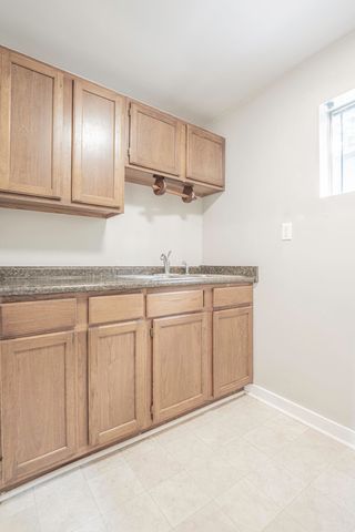 307 W Crest Road, Rossville, GA 30741