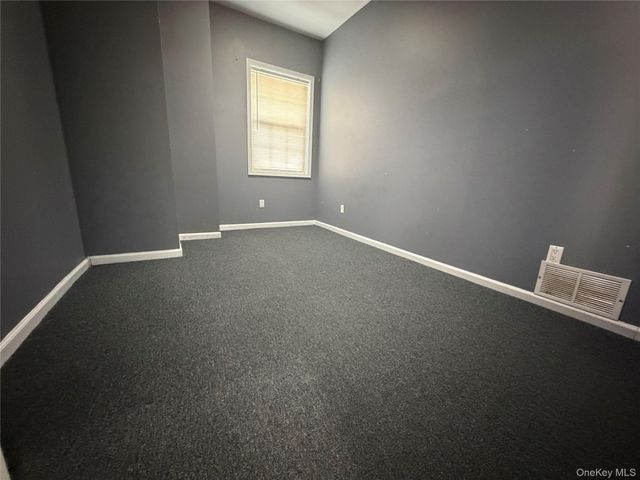 10 Burnside Avenue B, Congers, NY 10920