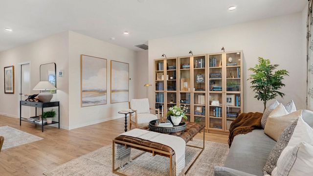 212 Heatherwood TER, Marble Falls, TX 78654