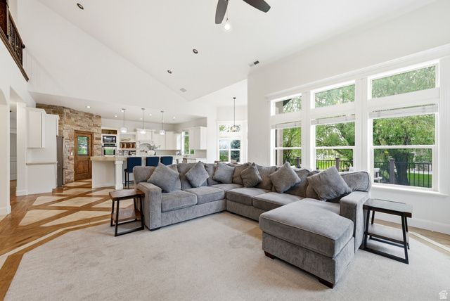 1872 S COUNTRY LANE, Lehi, UT 84043
