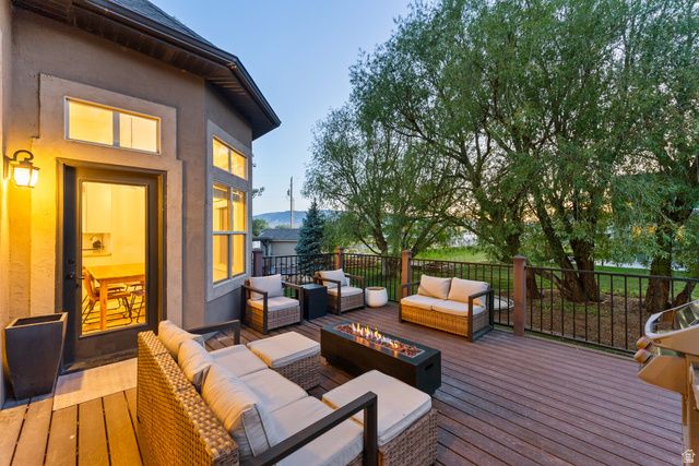 1872 S COUNTRY LANE, Lehi, UT 84043