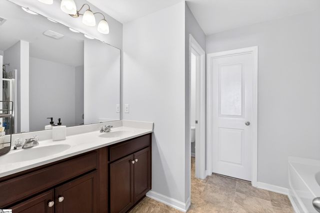 2 Spyglen Way, Greer, SC 29651