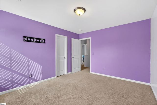 2 Spyglen Way, Greer, SC 29651