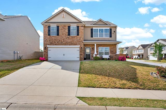 2 Spyglen Way, Greer, SC 29651