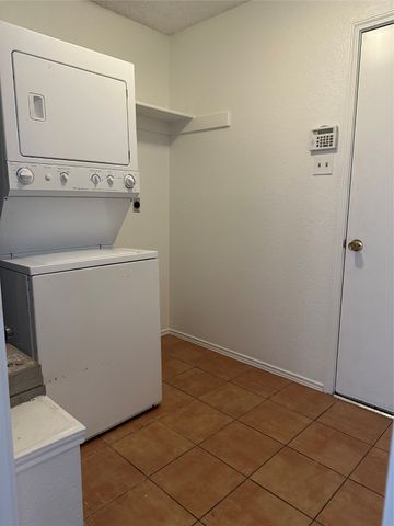 2006 Oakglen Drive, Garland, TX 75040