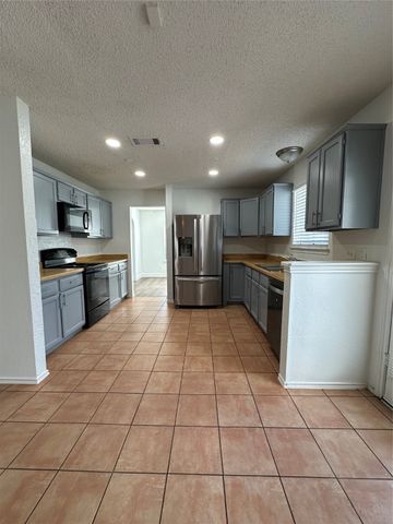 2006 Oakglen Drive, Garland, TX 75040