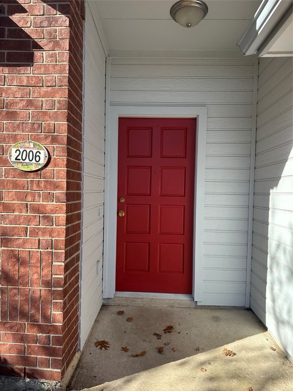 2006 Oakglen Drive, Garland, TX 75040