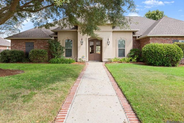 24525 Pecan Pointe Dr, Plaquemine, LA 70764