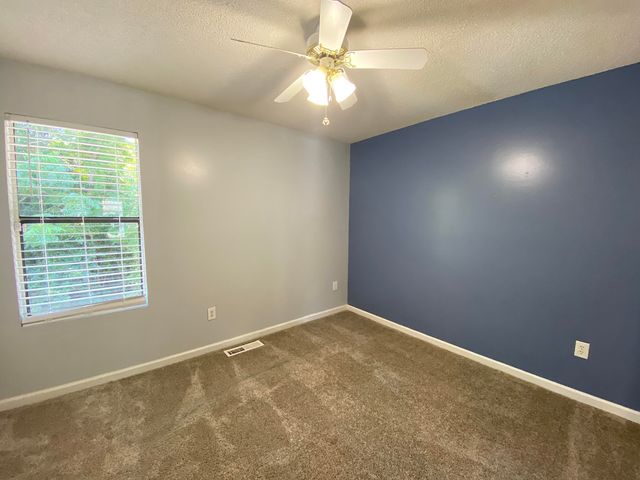 6279 Lucille Drive E, North Charleston, SC 29406