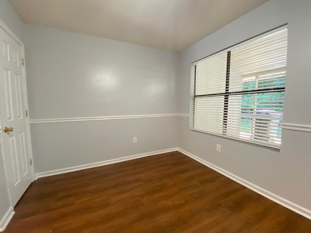 6279 Lucille Drive E, North Charleston, SC 29406