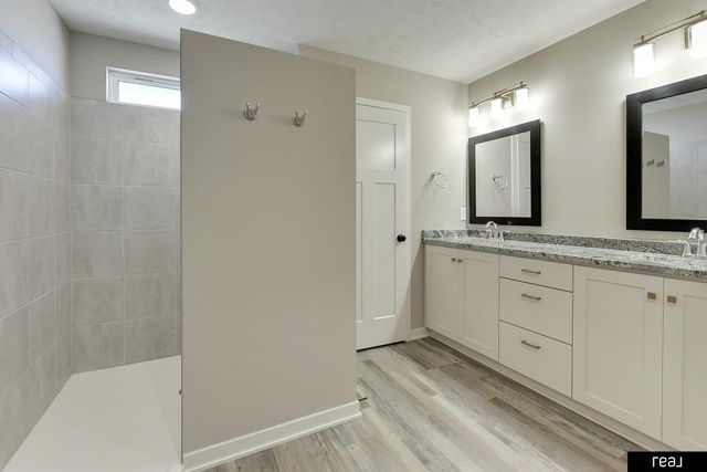 5357 N 191st Street, Elkhorn, NE 68022