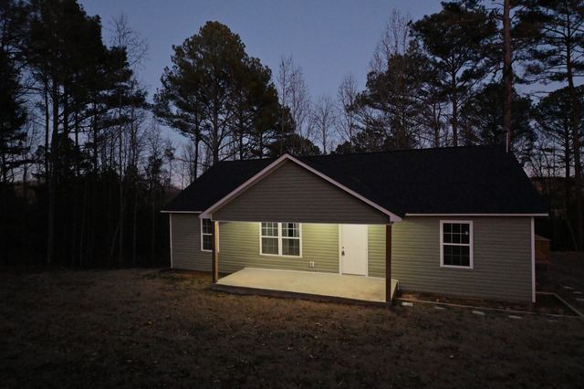 2327 Old Hwy 13, Linden, TN 37096