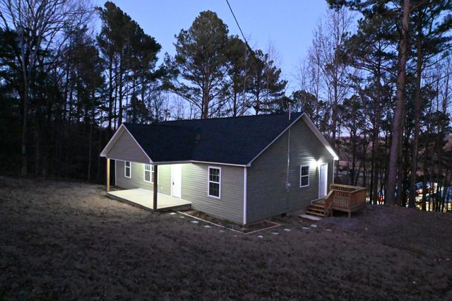 2327 Old Hwy 13, Linden, TN 37096