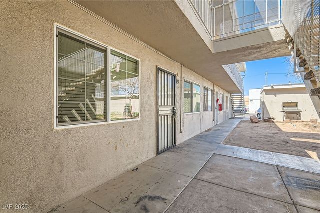 212 Orland Street 19, Las Vegas, NV 89107