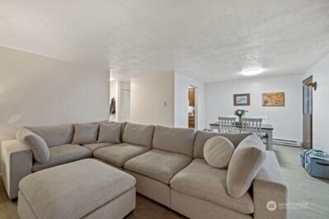 210 N 15th Street, Mount Vernon, WA 98273