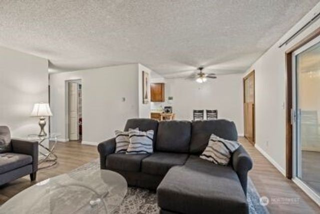 210 N 15th Street, Mount Vernon, WA 98273