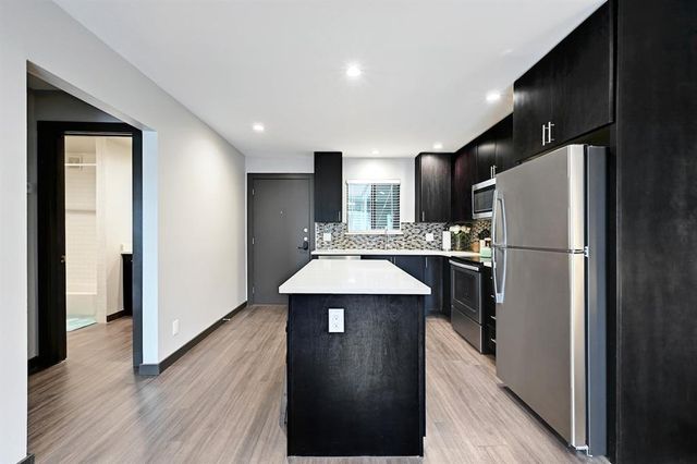 3301 Red River ST 312, Austin, TX 78705