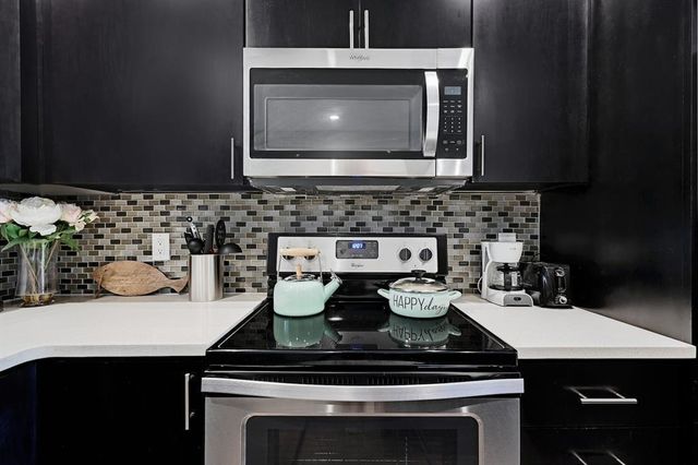 3301 Red River ST 312, Austin, TX 78705