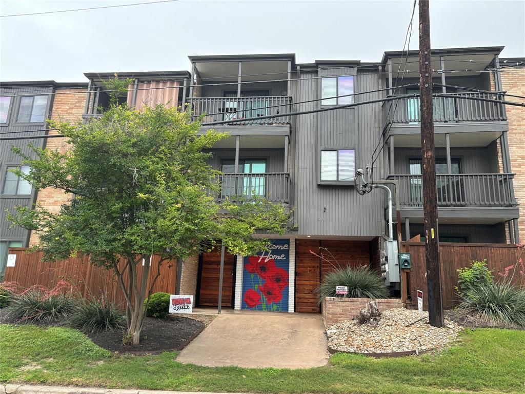 3301 Red River ST 312, Austin, TX 78705