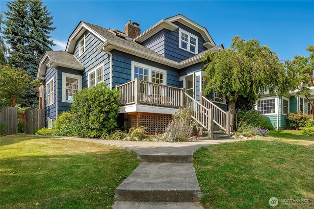 2817 Broadway, Bellingham, WA 98225