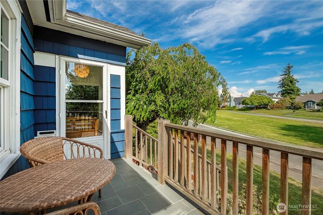 2817 Broadway, Bellingham, WA 98225