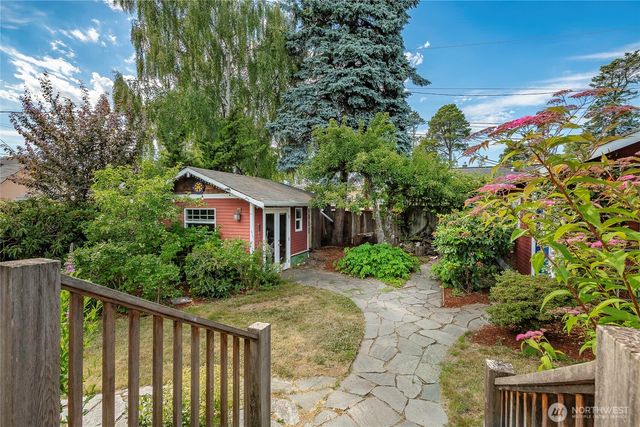 2817 Broadway, Bellingham, WA 98225