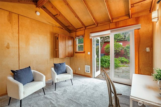 2817 Broadway, Bellingham, WA 98225