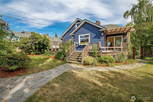 2817 Broadway, Bellingham, WA 98225
