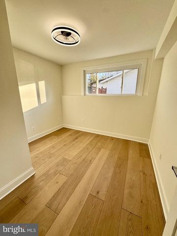 7023 DOLPHIN RD, Lanham, MD 20706