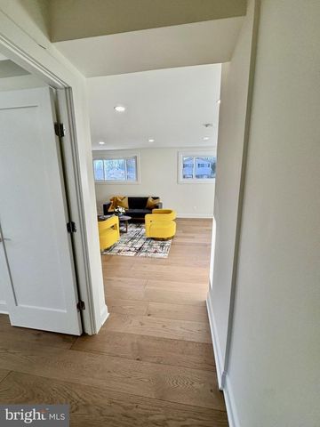 7023 DOLPHIN RD, Lanham, MD 20706