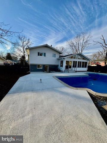 7023 DOLPHIN RD, Lanham, MD 20706