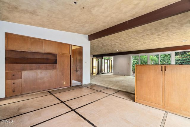 1580 Old House Road, Pasadena, CA 91107