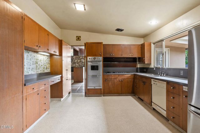 1580 Old House Road, Pasadena, CA 91107