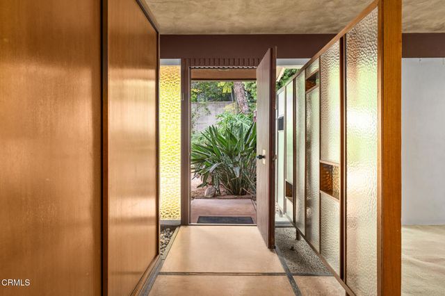 1580 Old House Road, Pasadena, CA 91107