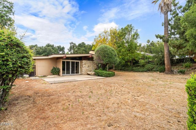 1580 Old House Road, Pasadena, CA 91107