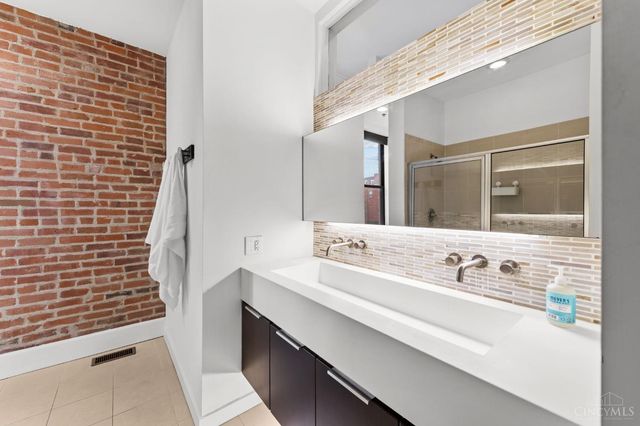 1222 Republic Street, Cincinnati, OH 45202