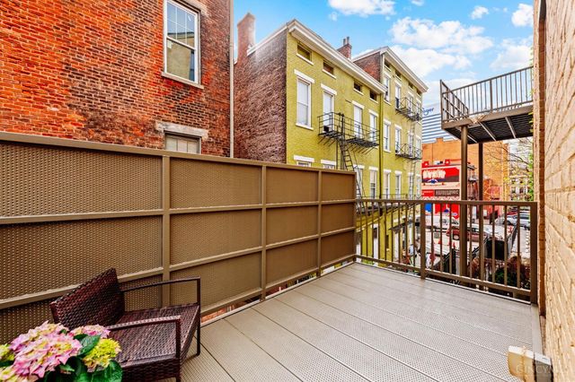 1222 Republic Street, Cincinnati, OH 45202