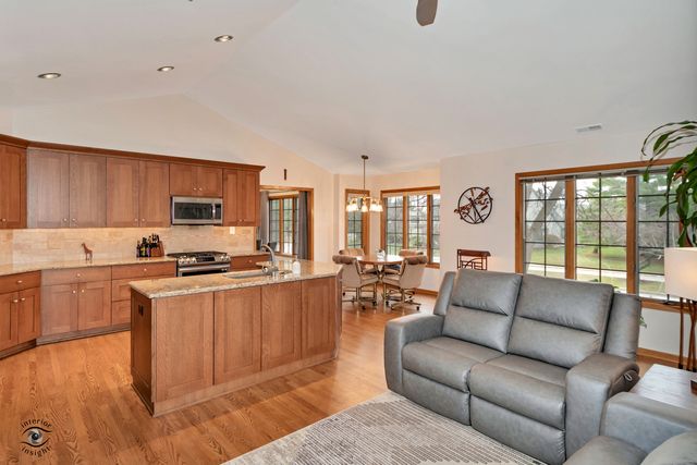 1121 Lacebark Court 1121, Darien, IL 60561