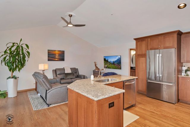 1121 Lacebark Court 1121, Darien, IL 60561