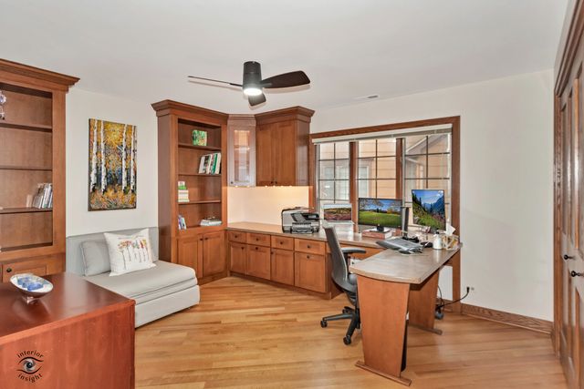 1121 Lacebark Court 1121, Darien, IL 60561