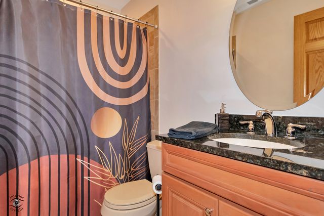 1121 Lacebark Court 1121, Darien, IL 60561